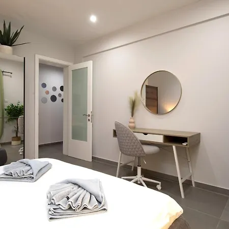 Apartmán Modern Seafront 3bedrooms With Spacious Yard Jlin1-1 *