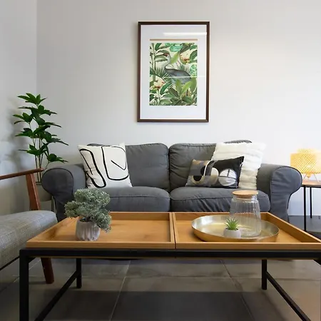 Modern Seafront 3bedrooms With Spacious Yard Jlin1-1 Apartment Sliema