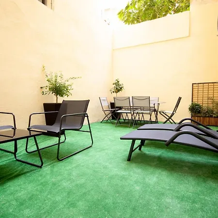 Modern Seafront 3bedrooms With Spacious Yard Jlin1-1 * Sliema